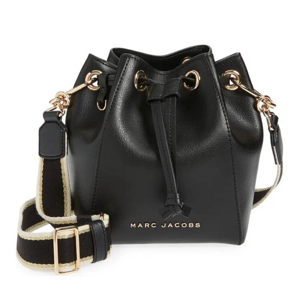 Marc Jacob’s small bucket handbag